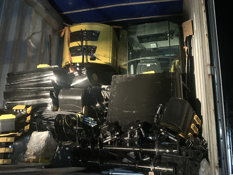22台HT10小型乐玩lewin国际发往欧洲